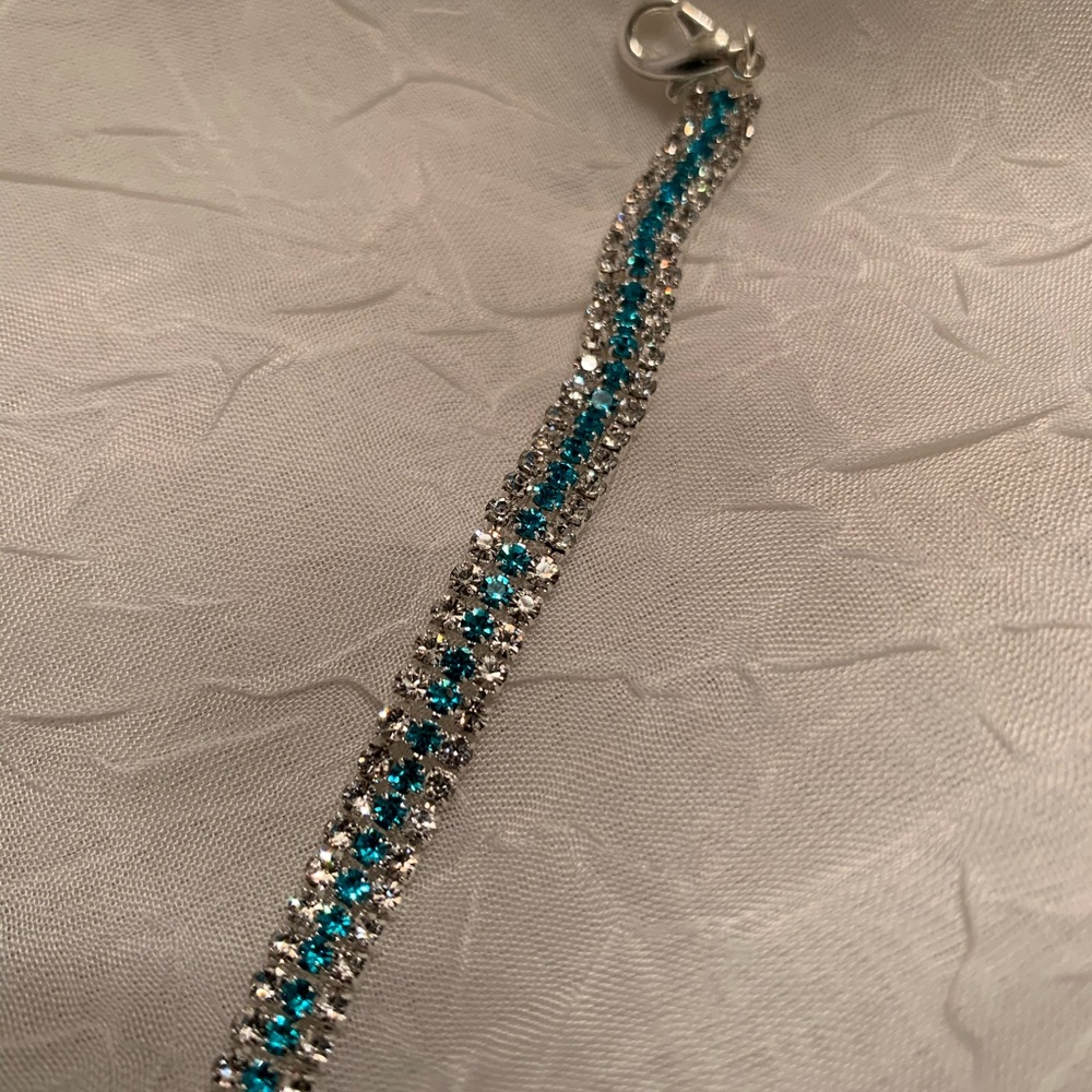 Tennis bracelet